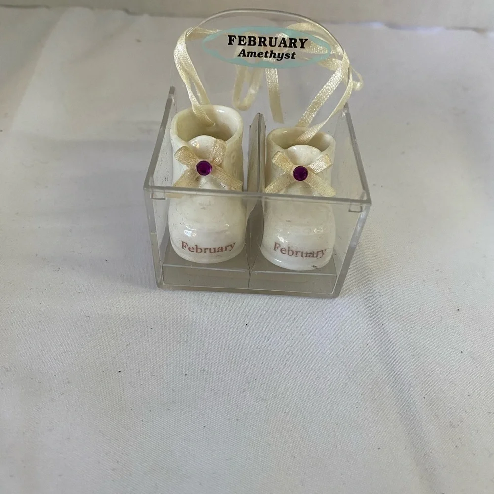 February Birthstone Baby Booties Ornament (DY)